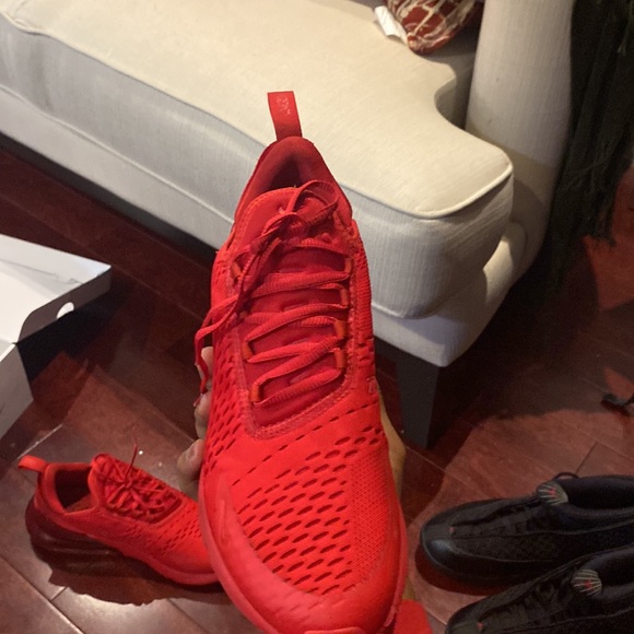 AirMax 270 - Picture 4 of 10